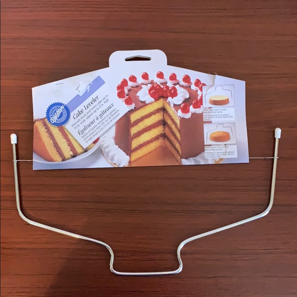 Cake Leveler